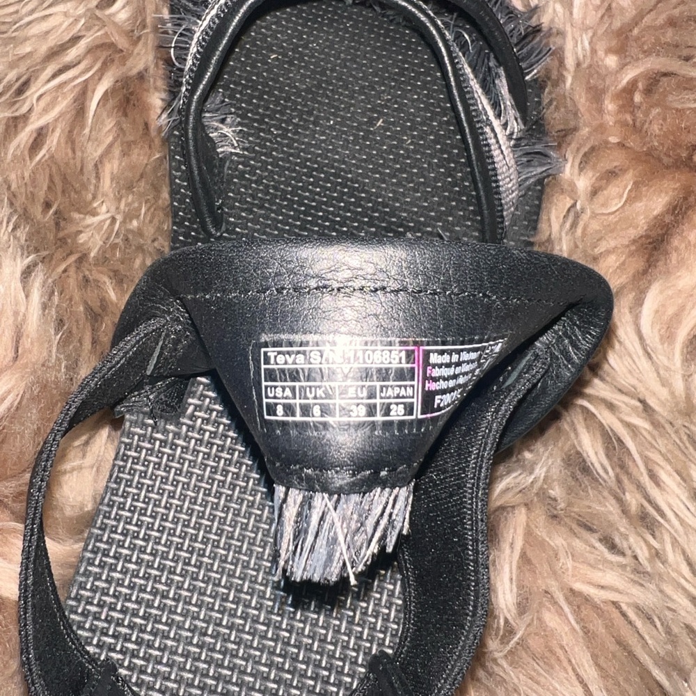 Teva Sandals size 8 - Picture 5 of 7